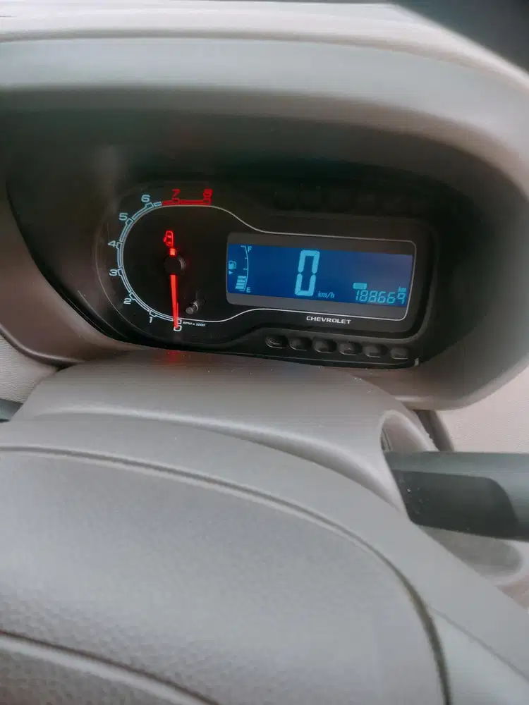 Chevrolet Spin 2013 Bensin