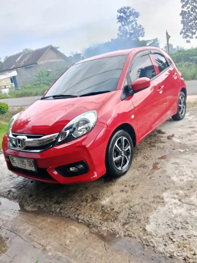 Brio 2017 E Satya metik kilometer 56rb