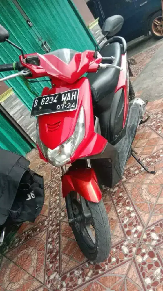 Jual saja Honda Beat karbu 2009 normal pemakaian ibu ibu,cuma ada BPKB