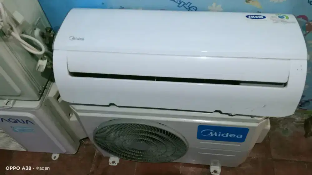 AC 1/2pk mrek MIDEA