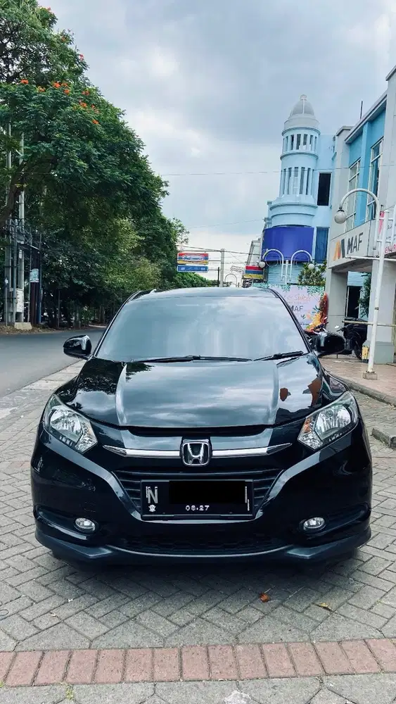 HONDA HR-V E 1.5 CVT AT 2017 HITAM