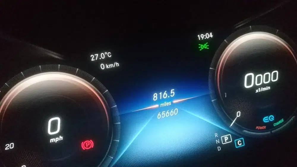 Mercedes-Benz C200 2019 Bensin