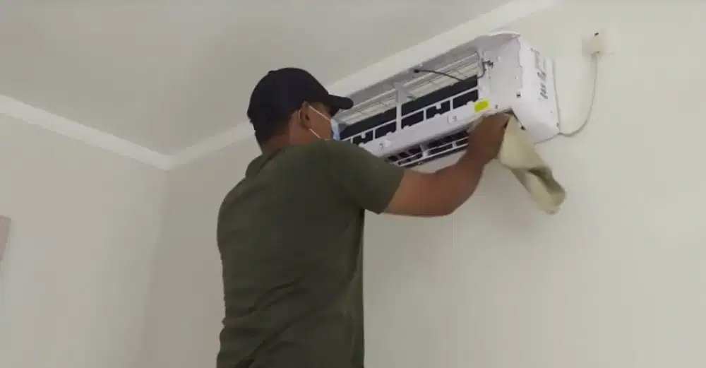 Service Ac,Kulkas,Pompa Air,Mesin Cuci dan Bongkar Pasang AC.