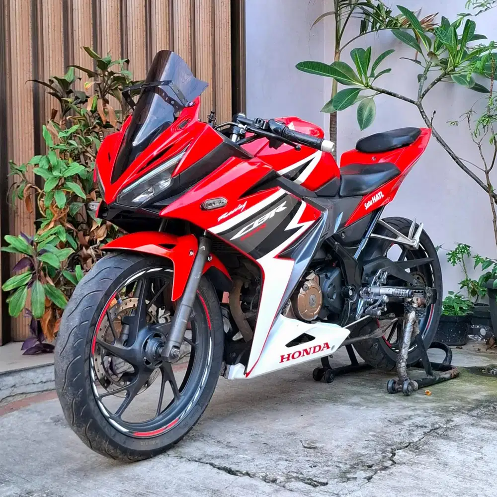 All New Honda CBR 150 CC Facelift  Tahun 2018 ISTIMEWA