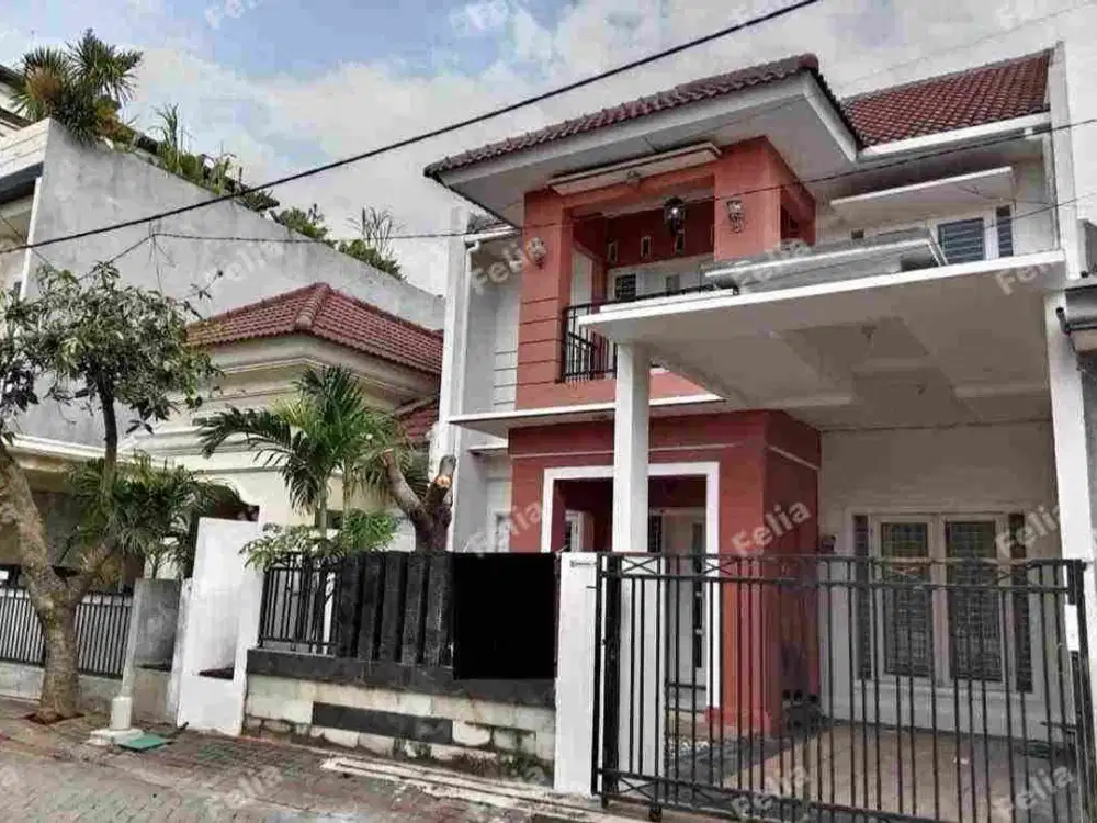 Siap huni dijual rumah 2 lantai  pantai mentari