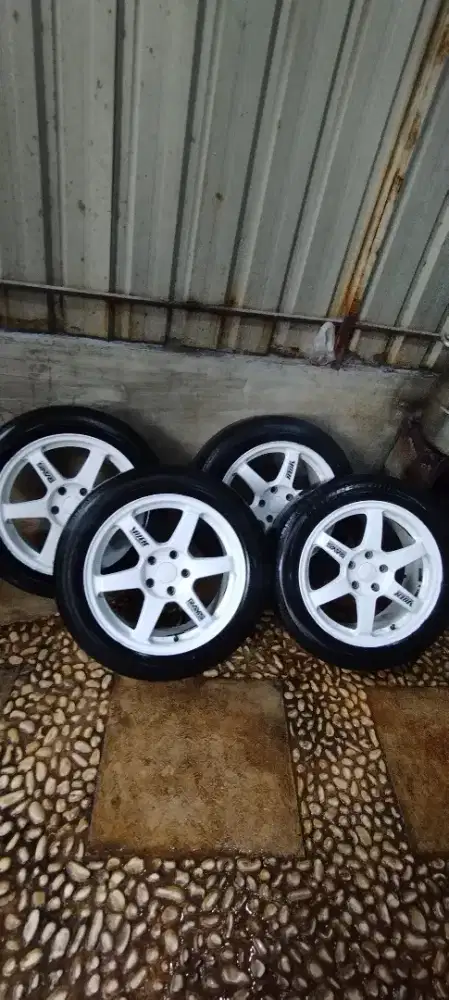 Vlegk Rays Copota Mobil Venturer