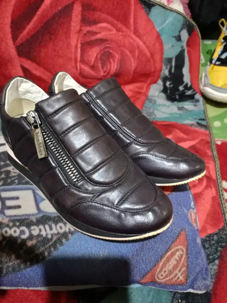 Sepatu Wanita MAXMARA size 37