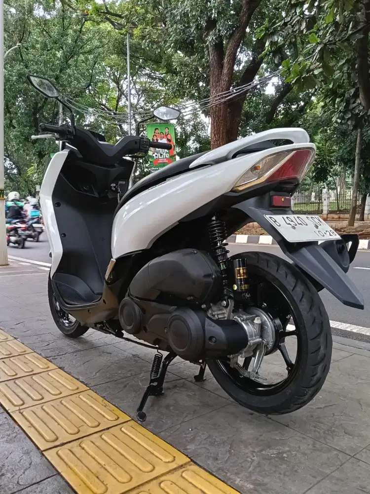 DIJUAL CASH YAMAHA LEXI KUNCI 125 THN 2018 PAJAK IDUP SIAP PAKAI