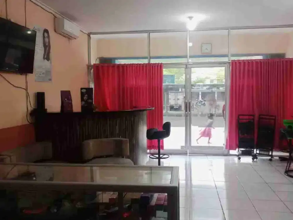 Ruko Cantik.dijual cepat di Taman Kopo Ketapang