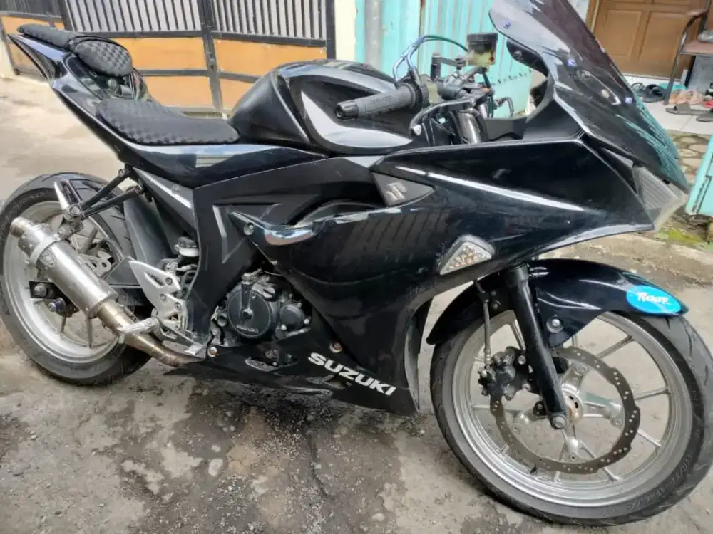 JUAL BUTUH suzuki GSX R 150