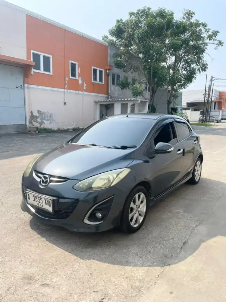 Jual Mazda V AT 2013/2014