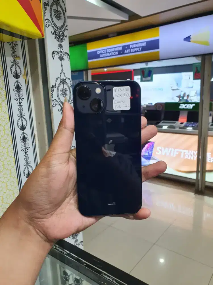 Iphone 13 128 GB iBox Garansi ON mulus like new
