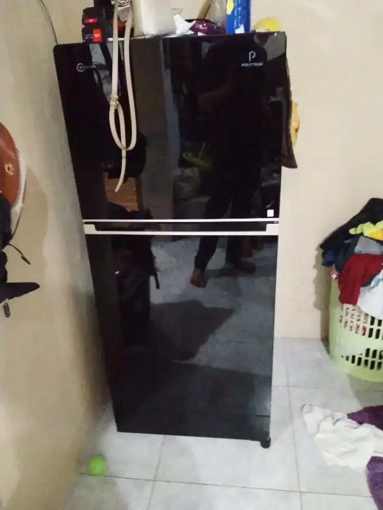 kulkas 2 pintu sharp inverter