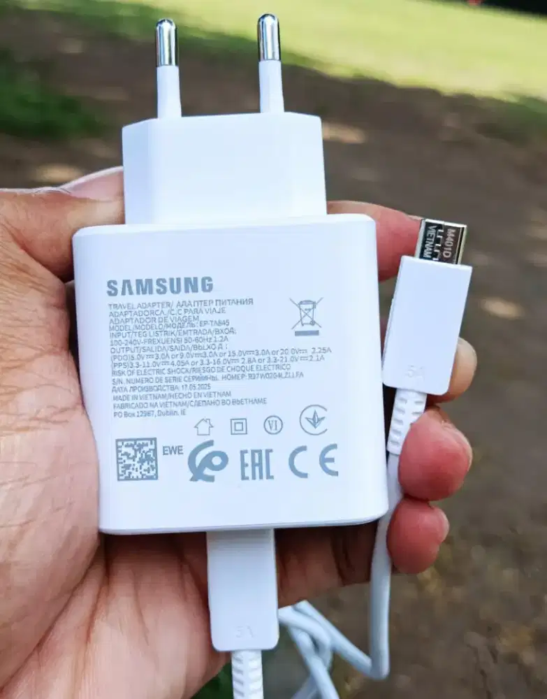 Charger Ori Samsung 45W ( SUPER FAST CHARGING )