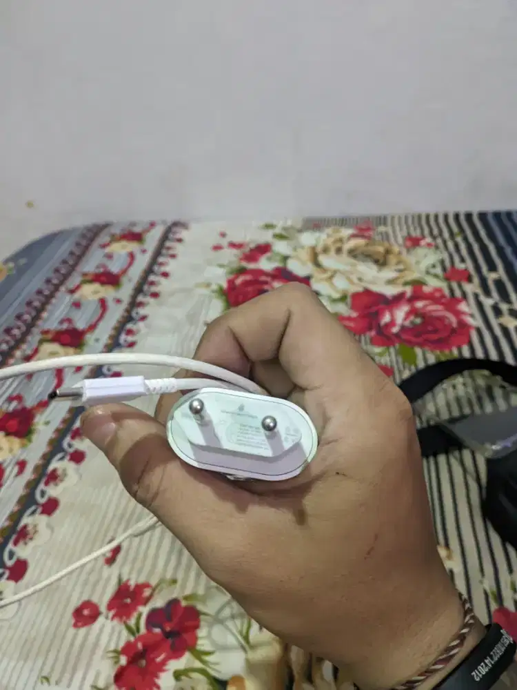 batok charger iphone C to C