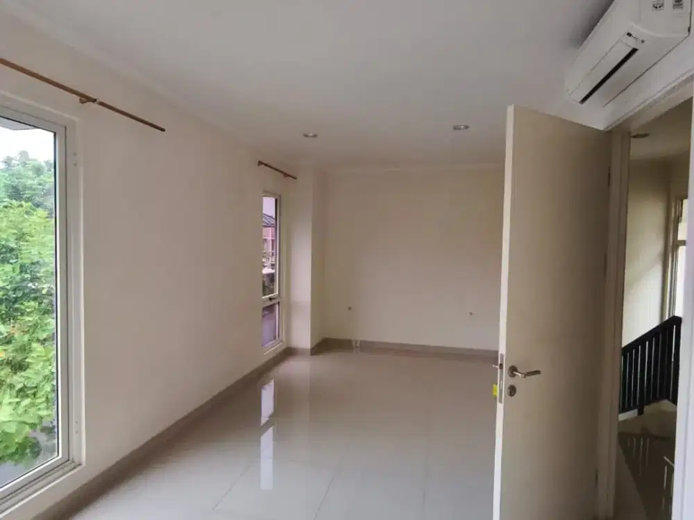 Dijual/disewakan Rumah Sudah Renovasi di Thomson Gading Serpong Tangeran Banten