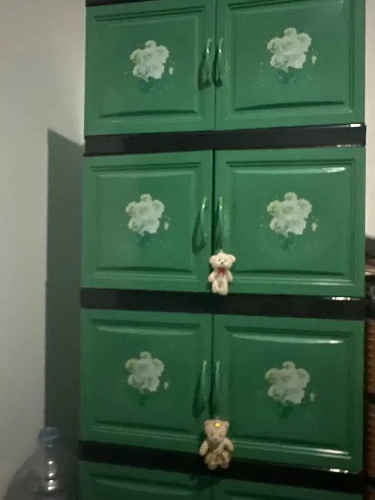 Lemari 4 rak second buy 1 get 1