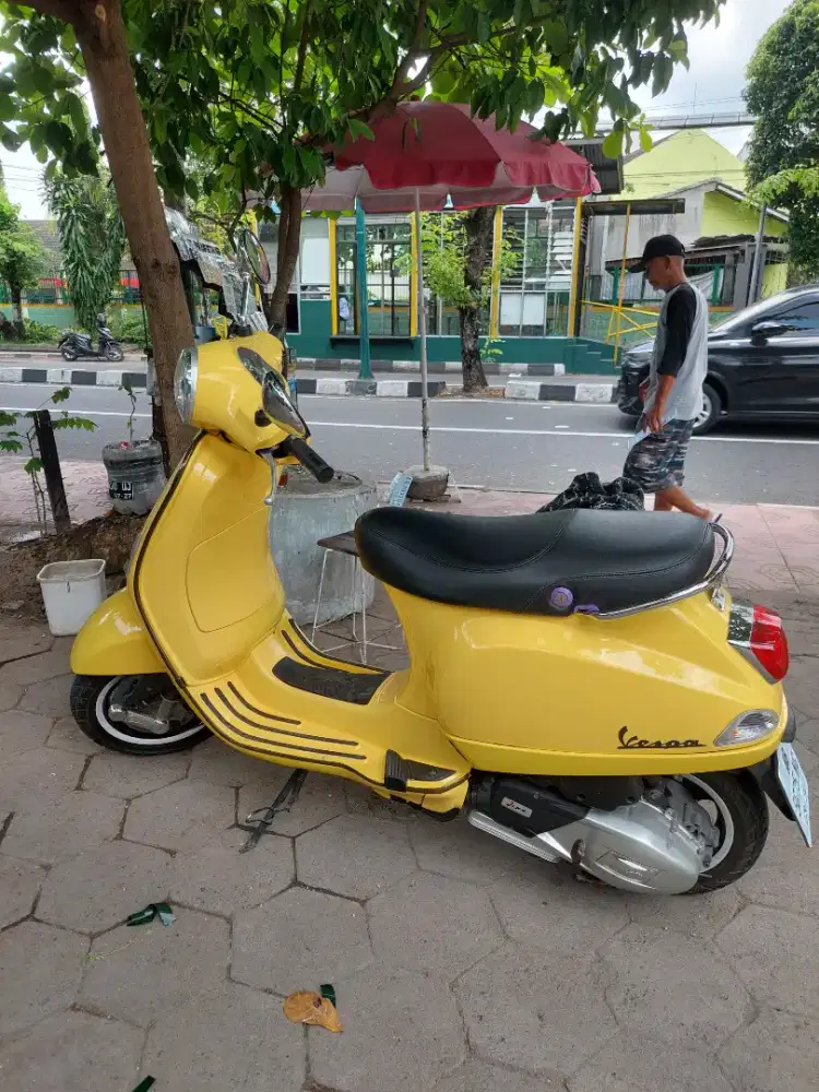 Vespa LX125 iget Istmw