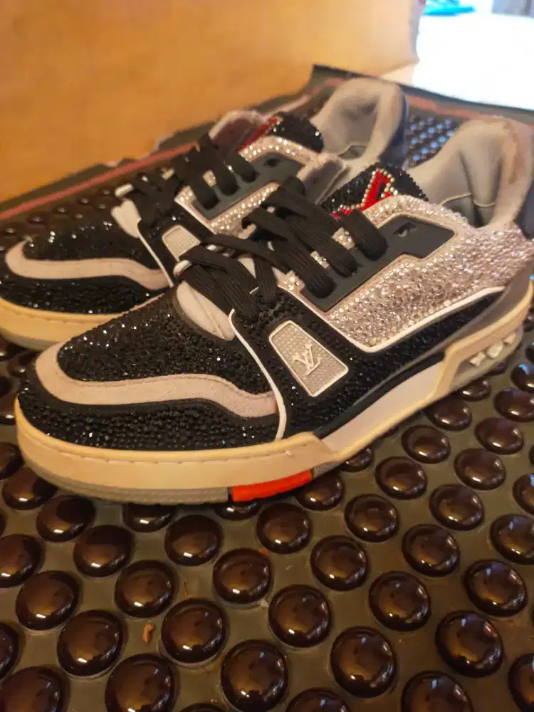 Sneaker low LV size 6