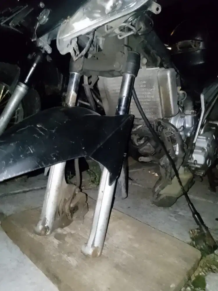 Shock depan Jupiter MX old ,atau ambil semuanya minus velg dan knalpot
