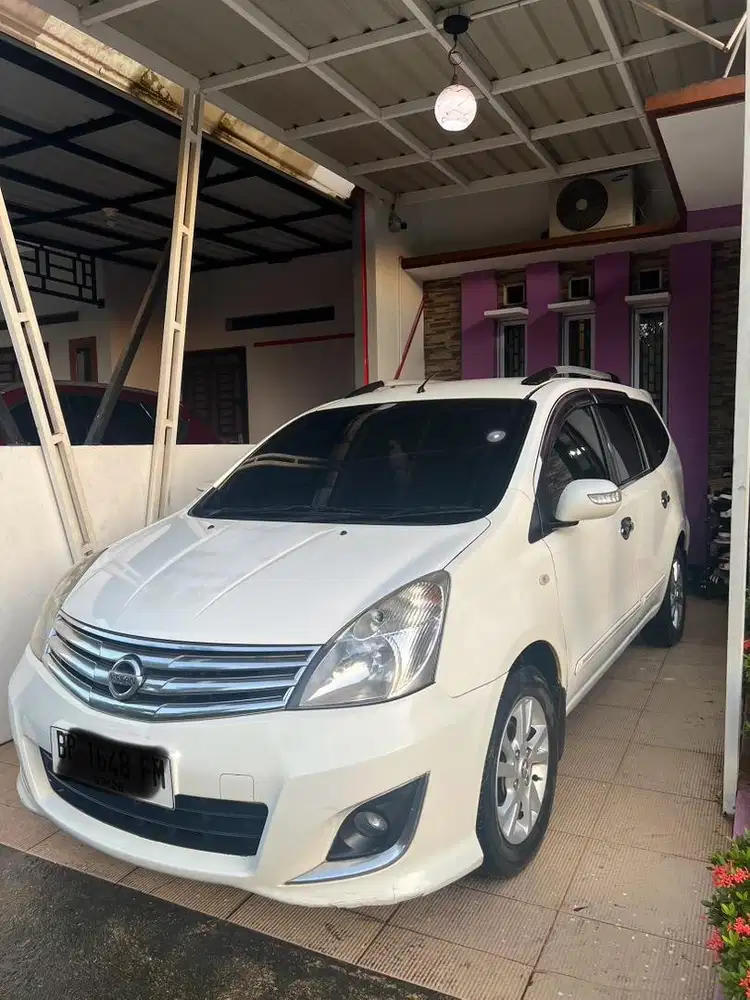 Grand Livina 1.5 Ultimate 2013