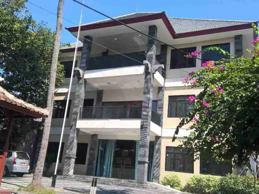 Gedung kantor Strategis Bypass ngurah Rai Tuban Kuta Bali