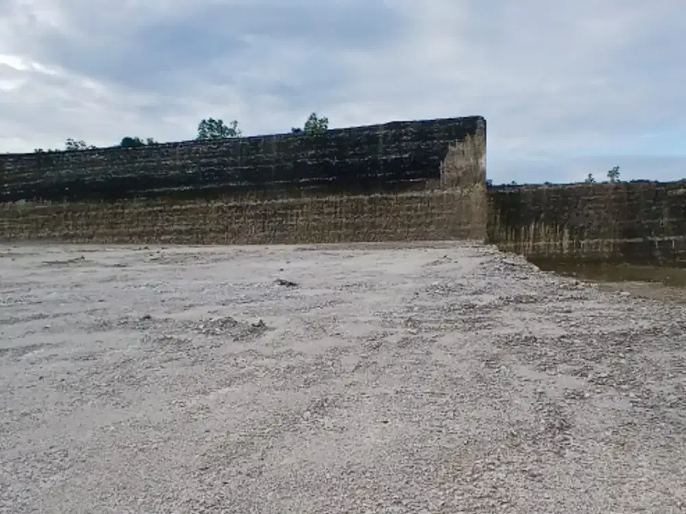 Tanah strategis Tukad Selatan Ungasan Bali