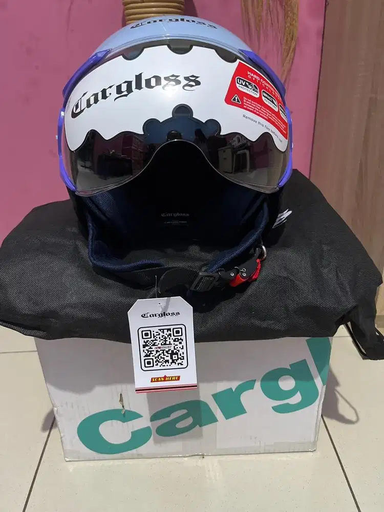 Helem cargloss warna Blue muda