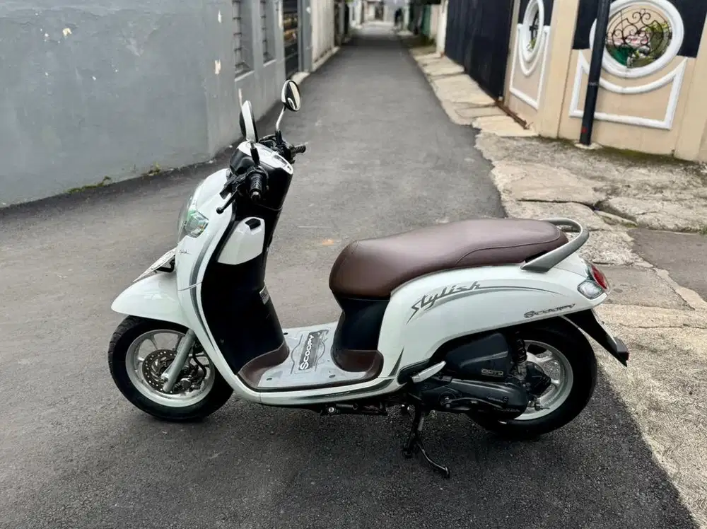 Honda Scoopy 110 CBS ISS MULUSSS Pajak Hidup Panjang