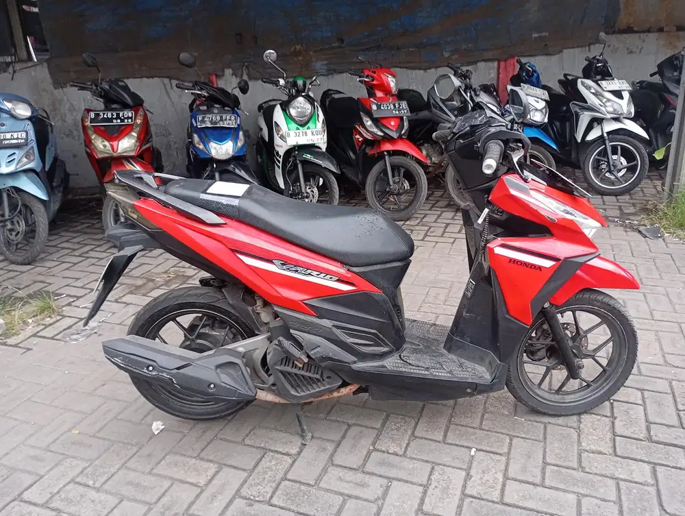 [PROMO NOV] Honda Vario 125 LED old Tahun 2018 Surat Komplit