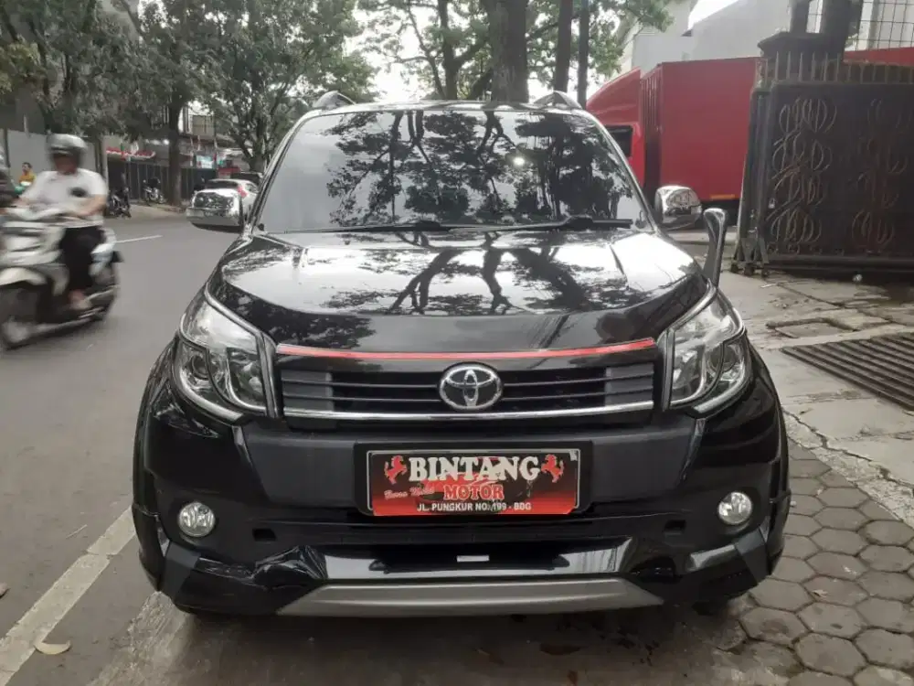 RUSH TRD ULTIMO AT 2016 BLACK / MODEL THN 2017 (BINTANG MOTOR)