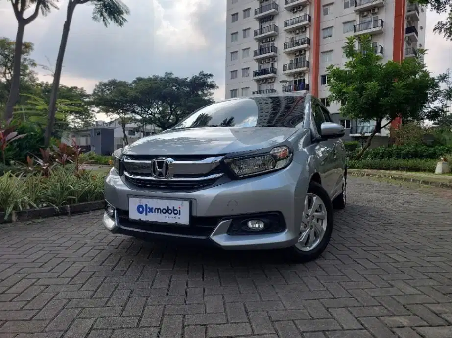 LOW DP Honda Mobilio 1.5 E Bensin-MT 2018 FMG