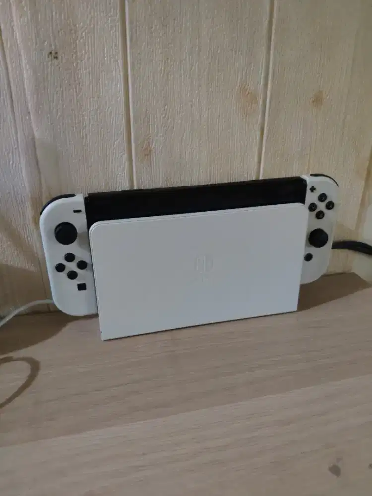 JUAL NINTENDO SWITCH OLED WHITE DUAL BOOT
