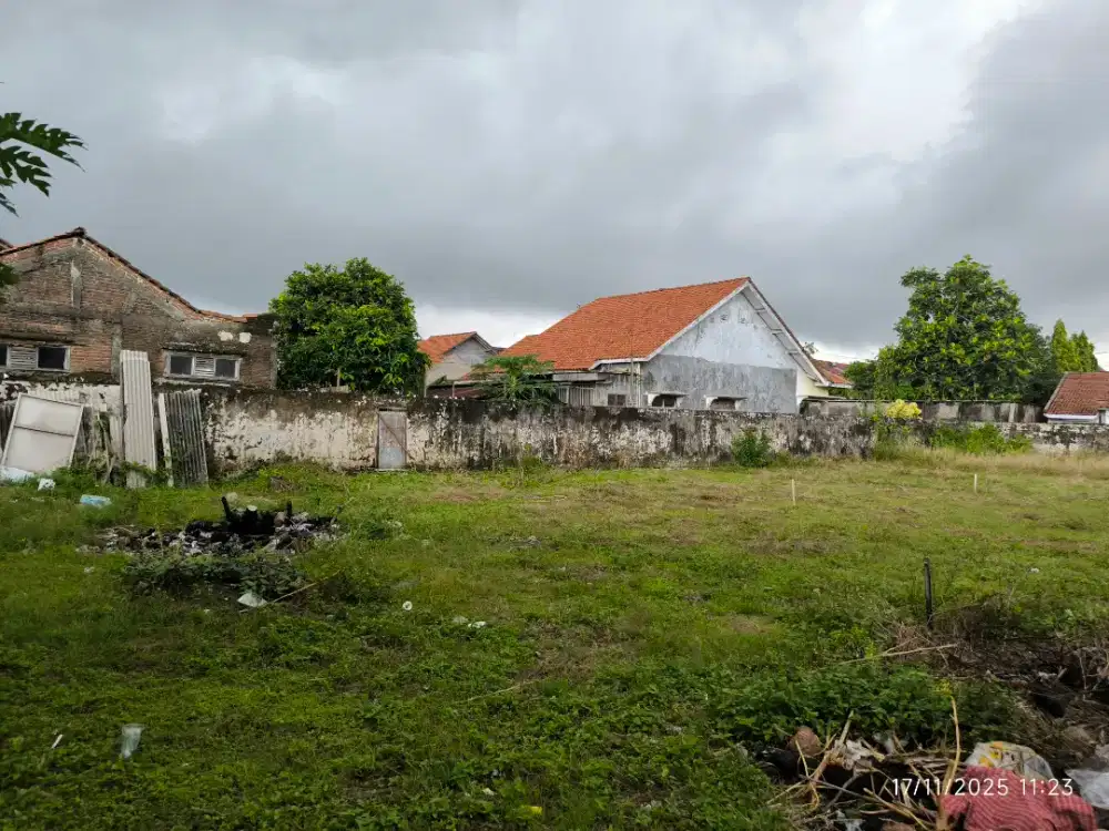 Dijual tanah lokasi strategis harga di bawah pasaran nego