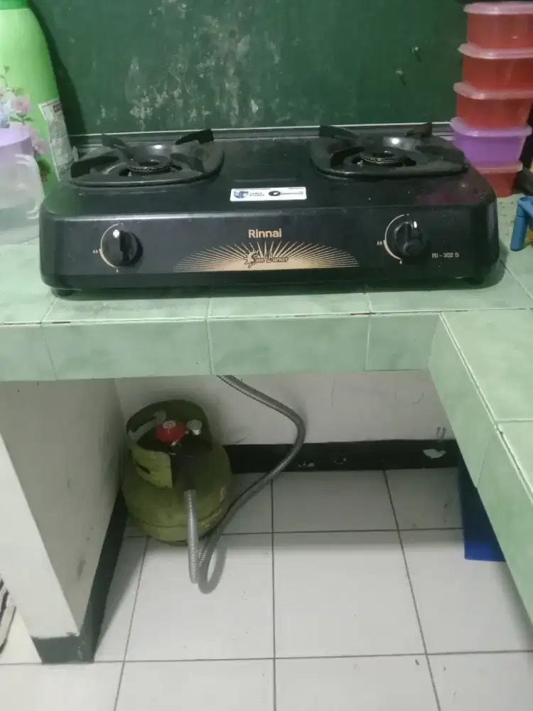 Kompor gas 2 tungku merk Rinnai