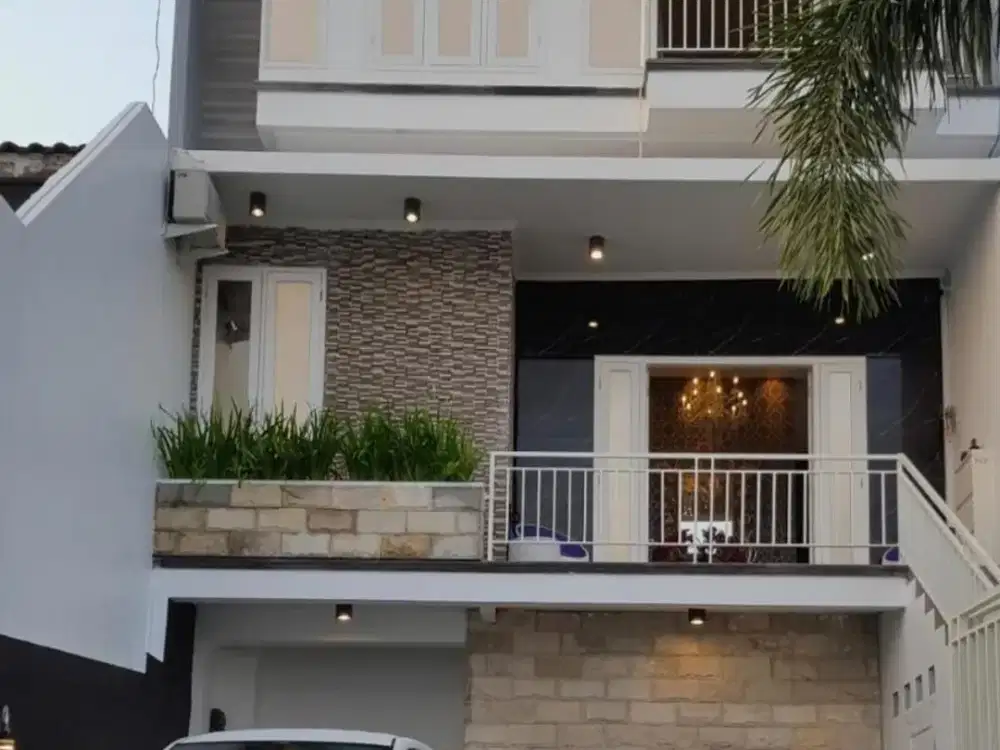Rumah mewah 2 lantai full furnished bukit panembahan senopati ngaliyan