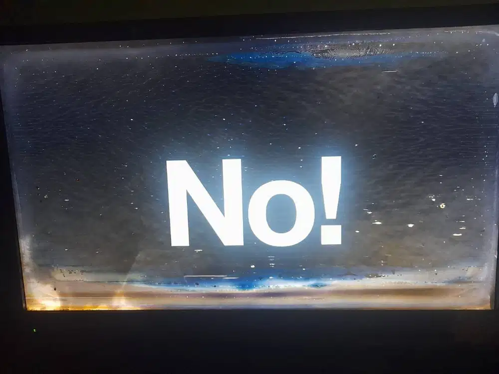 TV Sharp 32 Inch, normal