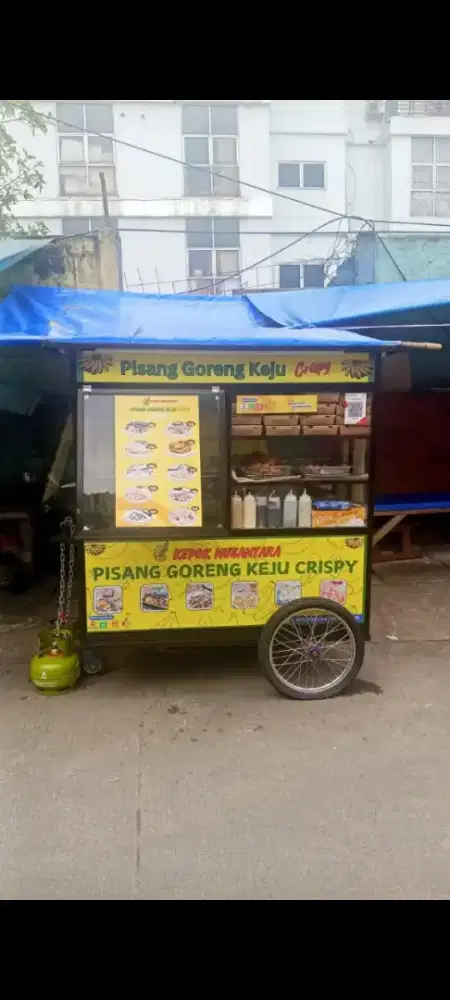 Di cari untuk jaga stand pisang goreng