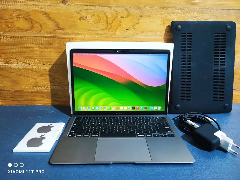 MacBook Air M1 2020 iBox Apple M1 RAM 8GB SSD 256GB Fullset