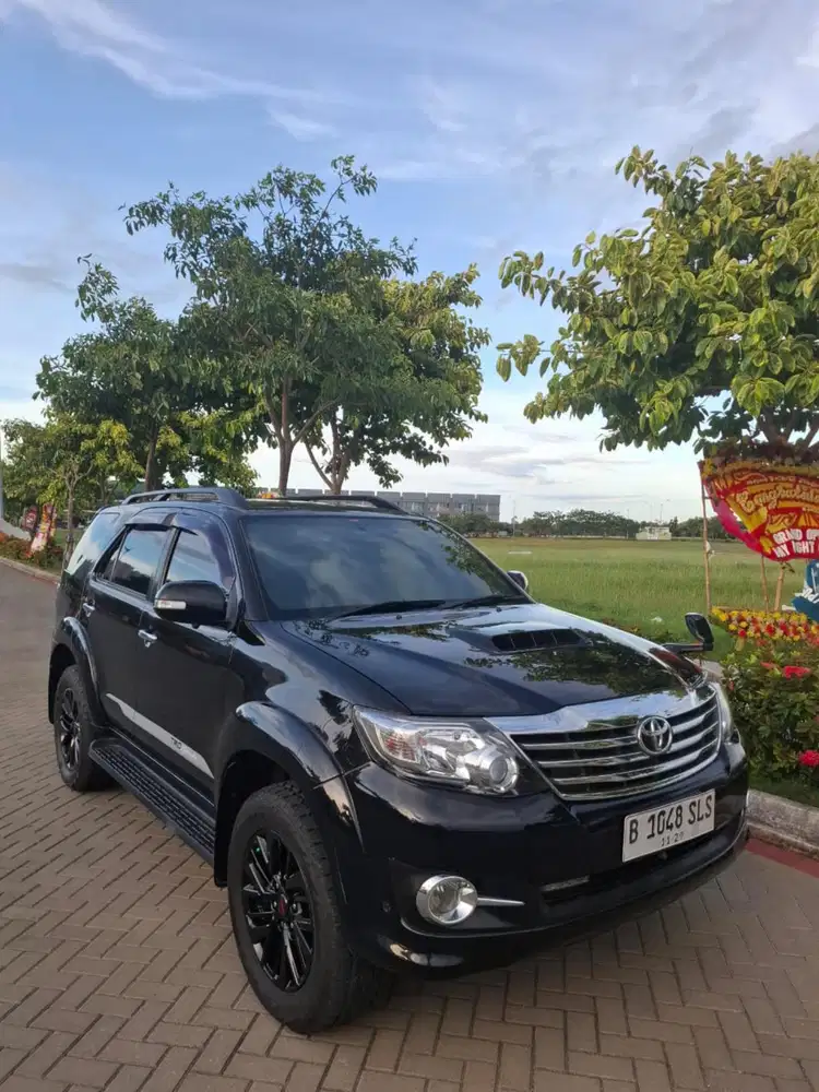 Toyota Fortuner 2.5 G 4x4 AT  2015
