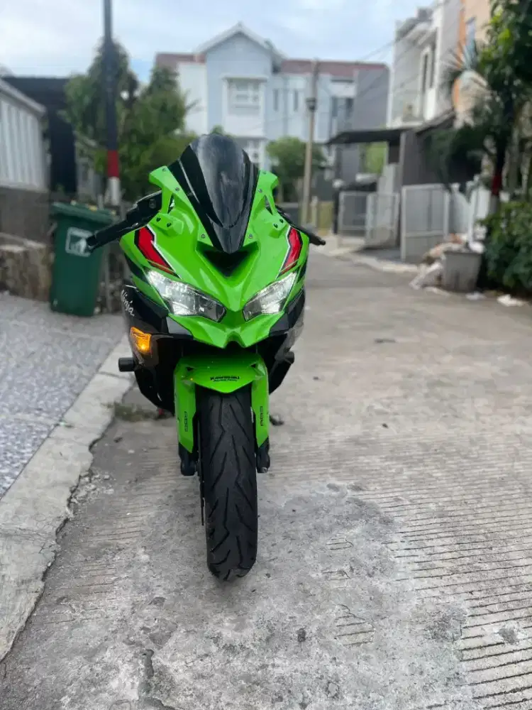 Kawasaki ZX 25RR