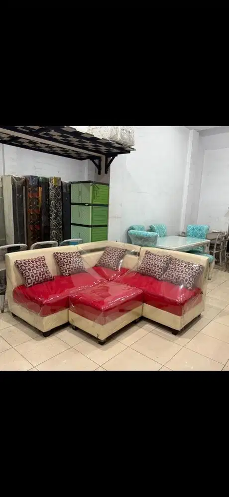Sofa L sudut mewah kondisi baru disc 50%