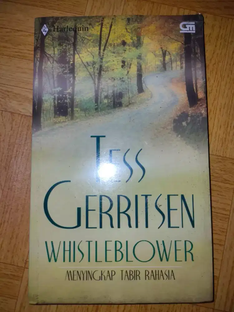 Novel Dewasa: Whistleblower