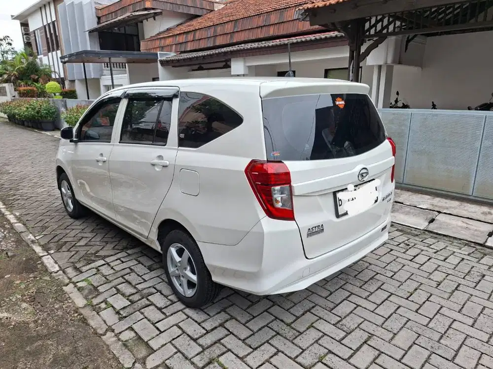 Daihatsu Sigra 1.0 D MT Tahun 2023