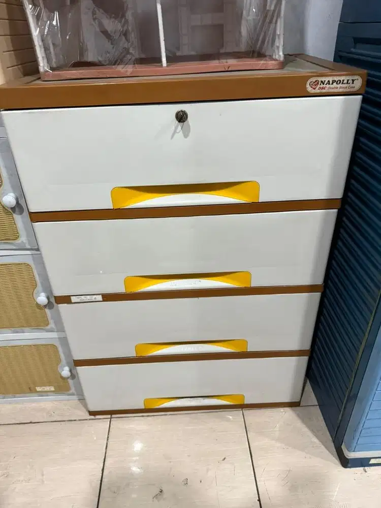 Laci Rak Lemari 4 susun Napolly