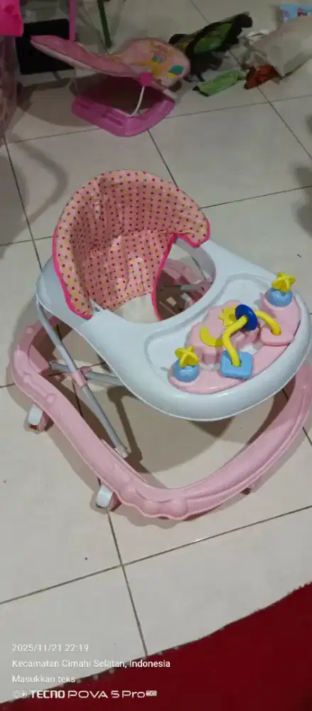 Baby walker, alat belajar jalan