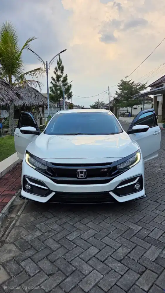 Honda Civic RS Turbo Hatcback AT 2020