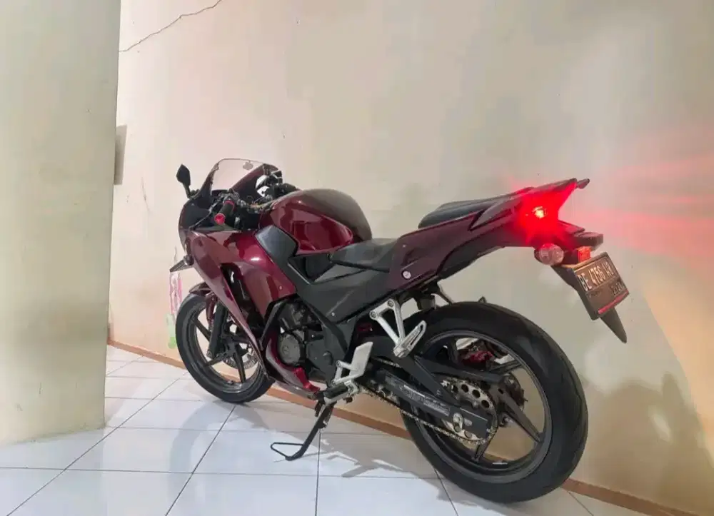 Dijual CBR 150 R