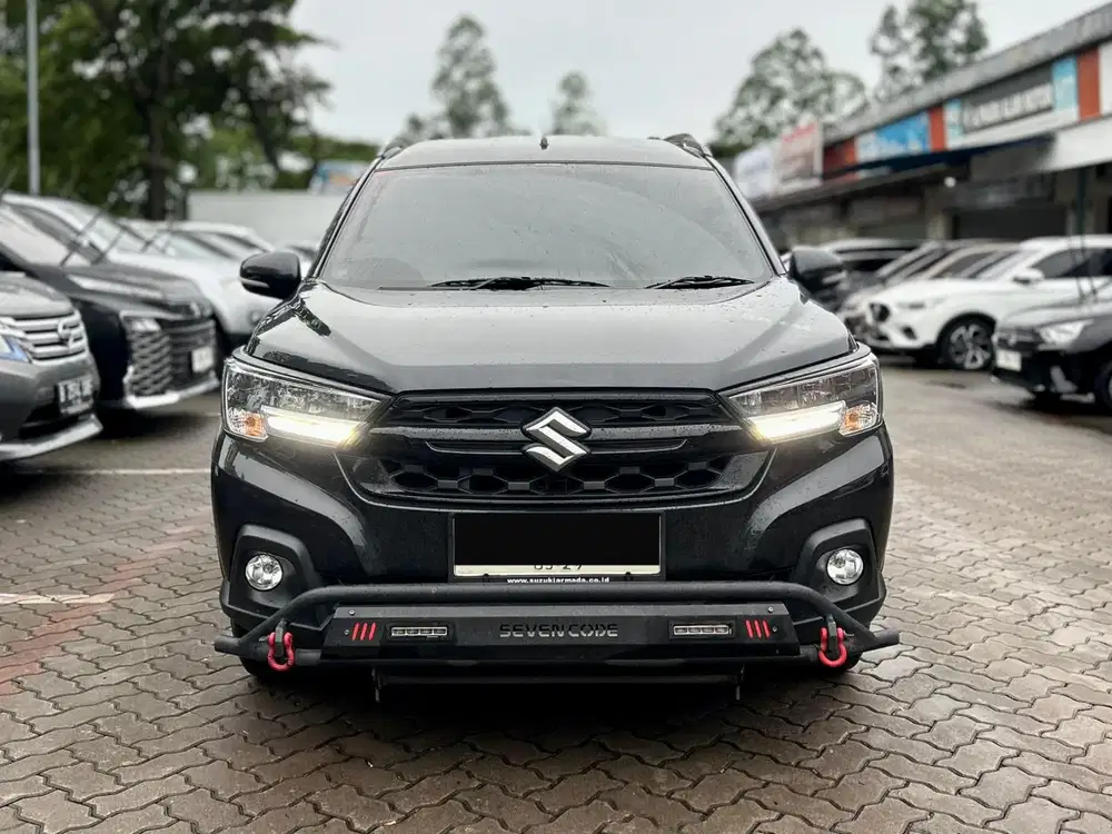 TERMURAH SUZUKI XL7 ALPHA HYBRID AT MATIC 2024 HITAM