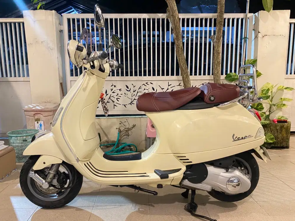 Vespa LXV 150CC 3Vie